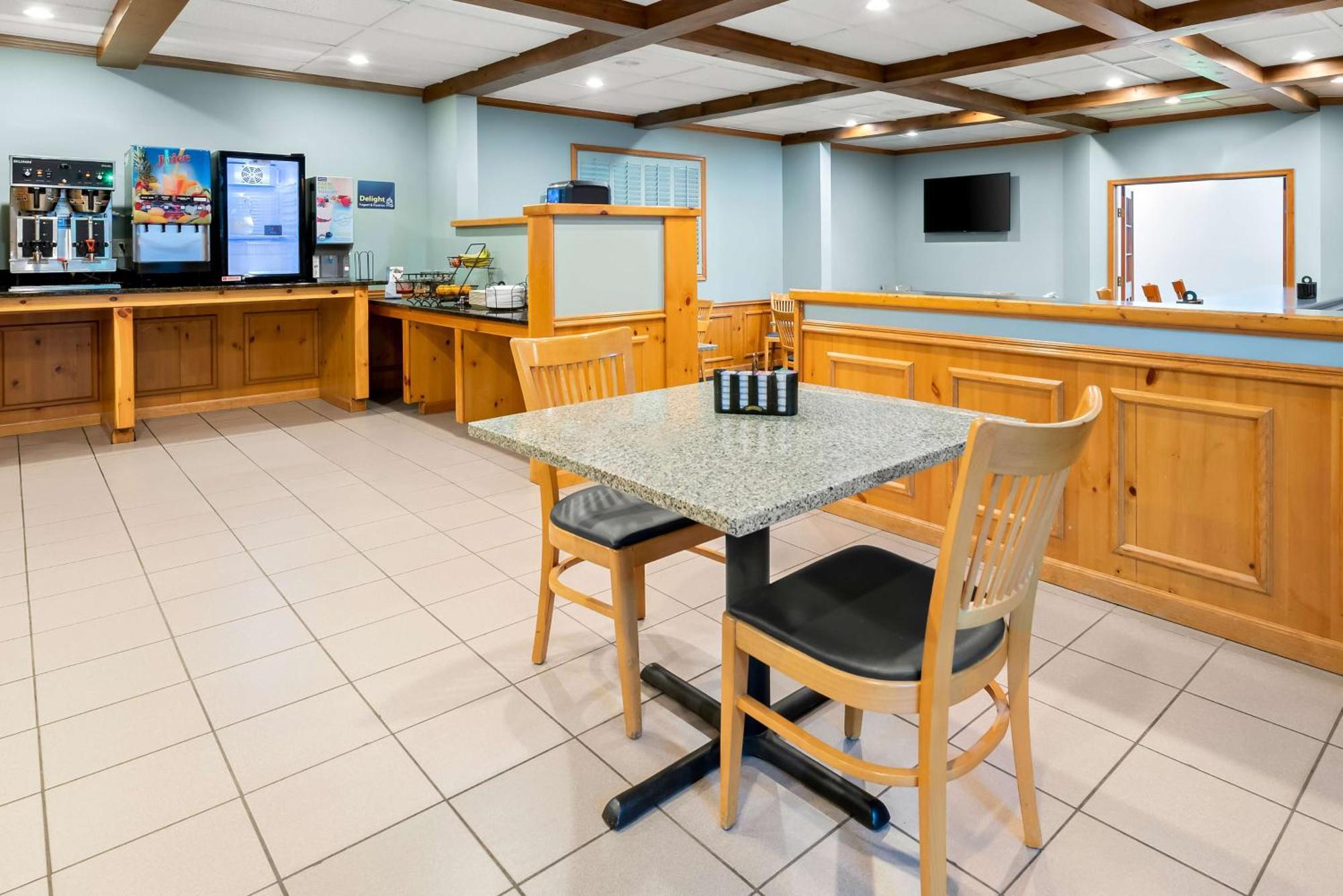 Best Western Inn Rice Lake Buitenkant foto